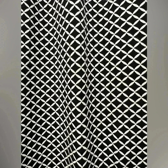 a.n.a Black and White Print Rayon Drawstring Pants Size S​ - Picture 4 of 9